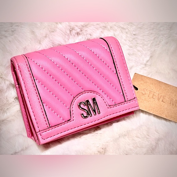 Steve Madden Pink Quilted Wallet - Picture 3 of 5